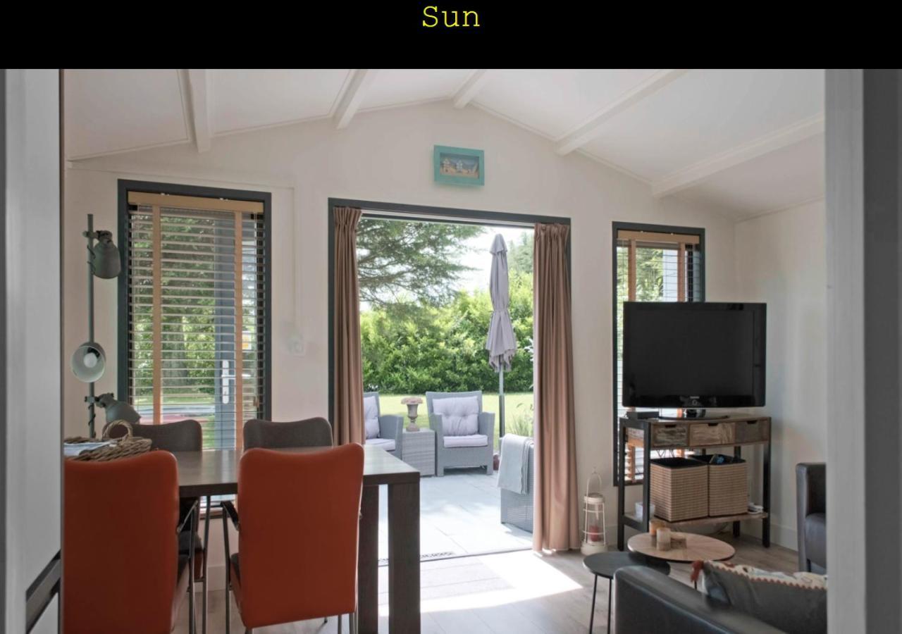 Inn To The Beach Ouddorp Esterno foto