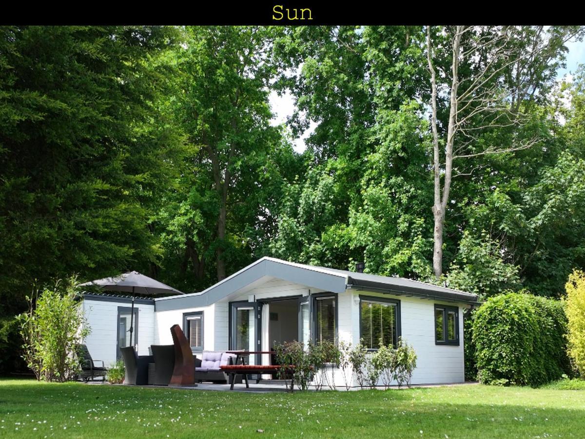 Inn To The Beach Ouddorp Esterno foto